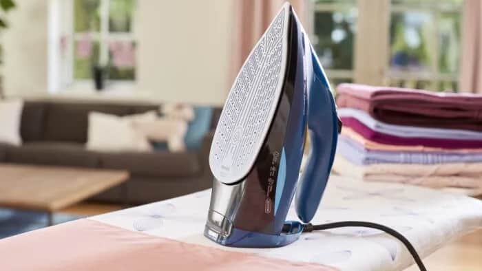 Najlepsza stopa żelazka - jak wybrać idealną do prasowania?