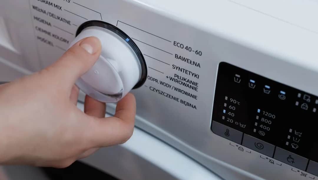 W jakiej temperaturze prać poduszki, aby ich nie zniszczyć?